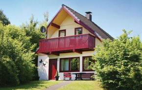 Three-Bedroom Holiday home with Lake View in Kirchheim